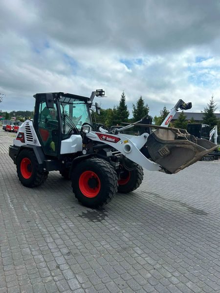 Wynajem ładowarki kołowej Bobcat L85 Łyżka Widły Szybkozłącze Bujak-… — ogłoszenie na OLX